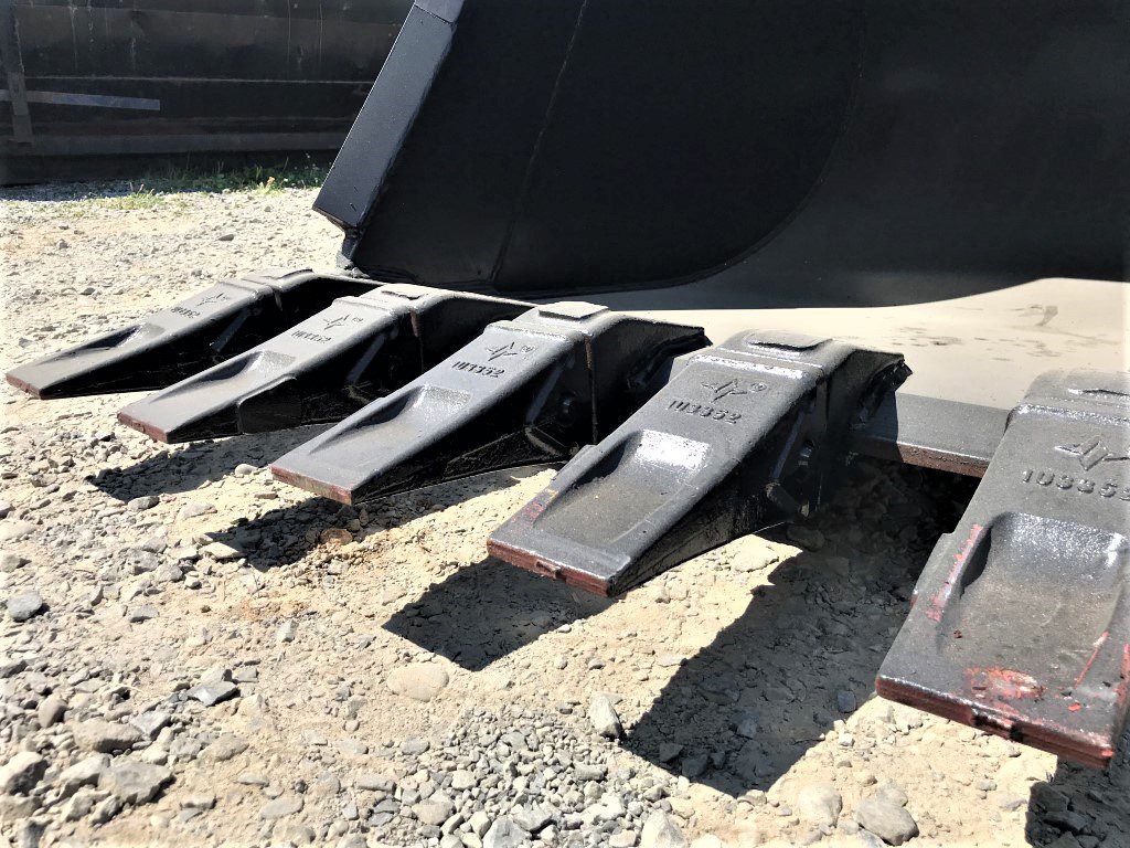 36" Bucket for 300CL Excavator - Image 9