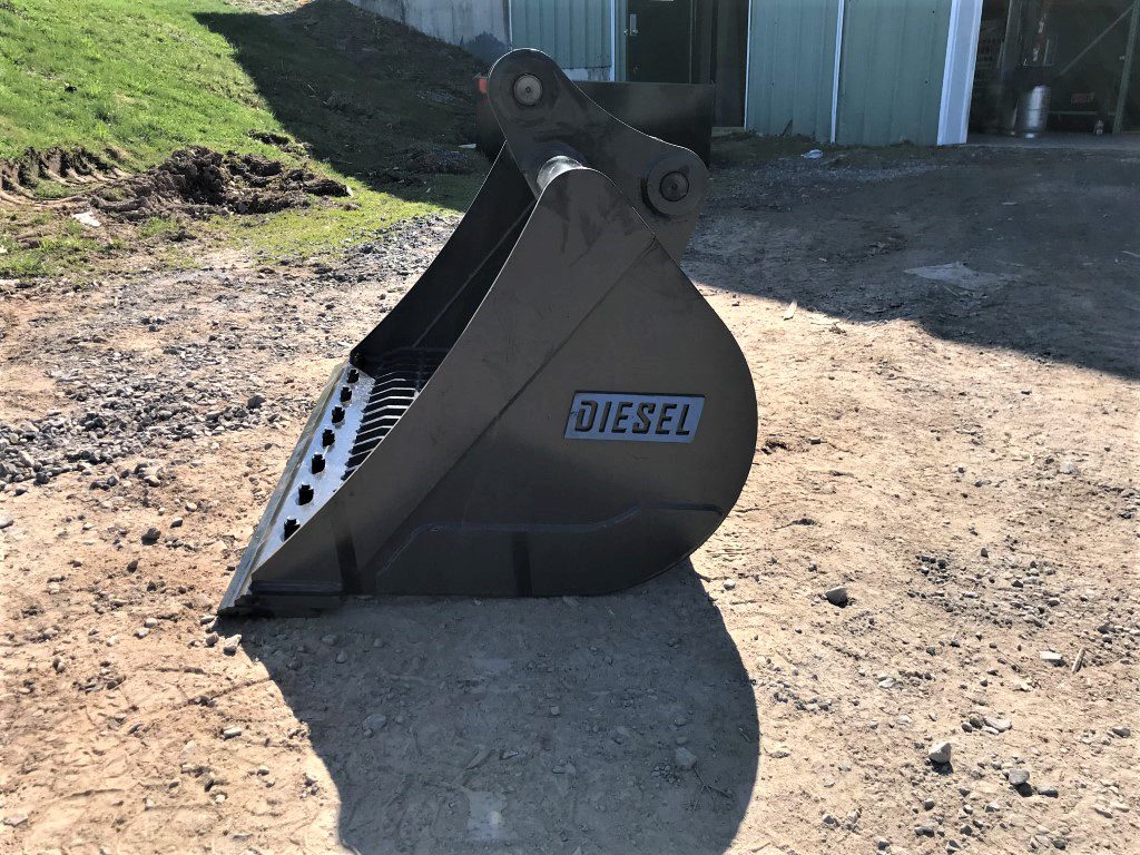 48" Screening Bucket for 80CL Excavator - Image 3