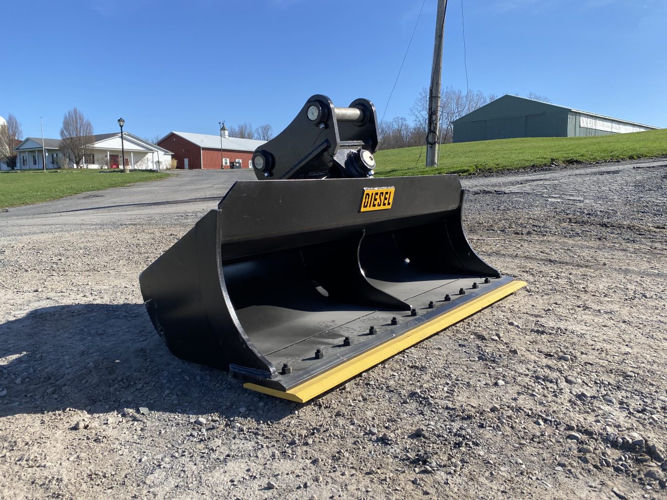 72" Low Profile Hydraulic Tilt for 120CL Excavator - Image 7