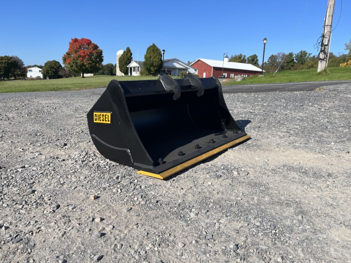36" Ditch Cleaning Bucket for Bobcat E35 Excavator